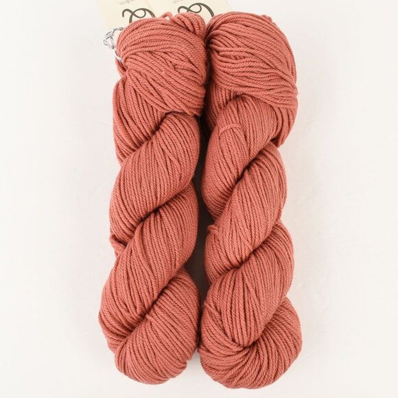 Quince & Co. Chickadee Yarn Sport Weight 2 Skeins 100% American Wool Clay - Picture 1 of 4